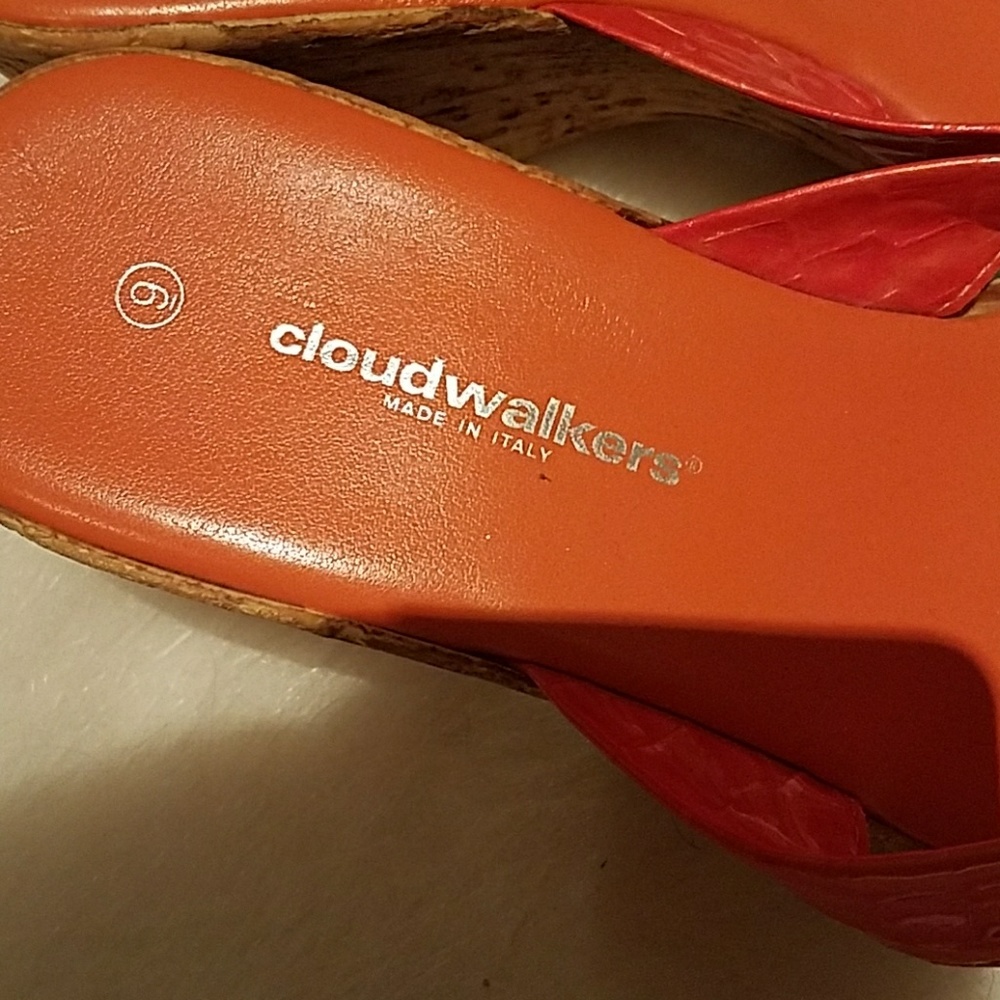 Sandals - Picture 4 of 4